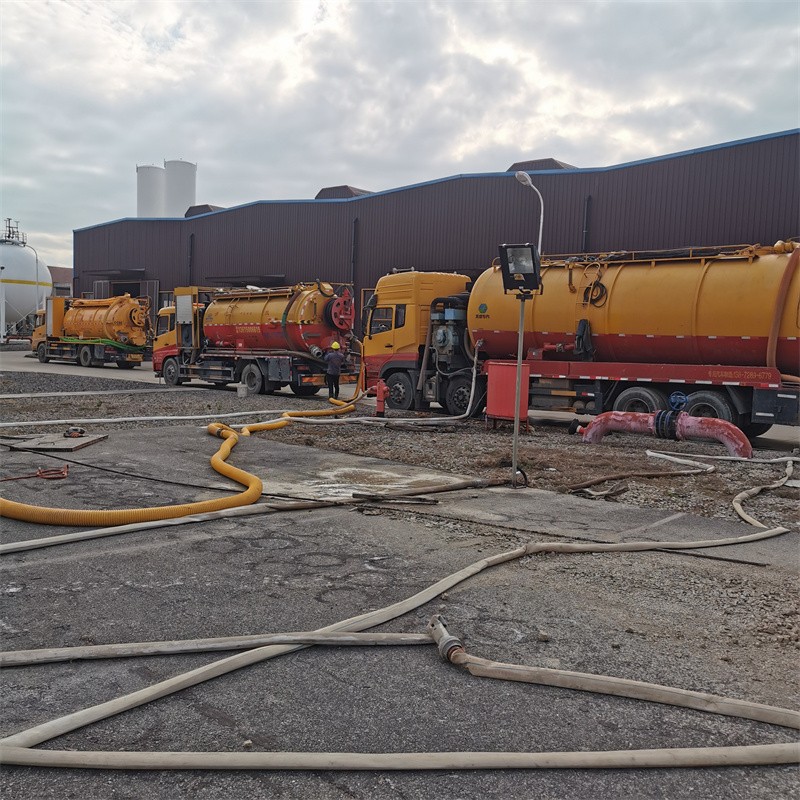 信丰污水池清理