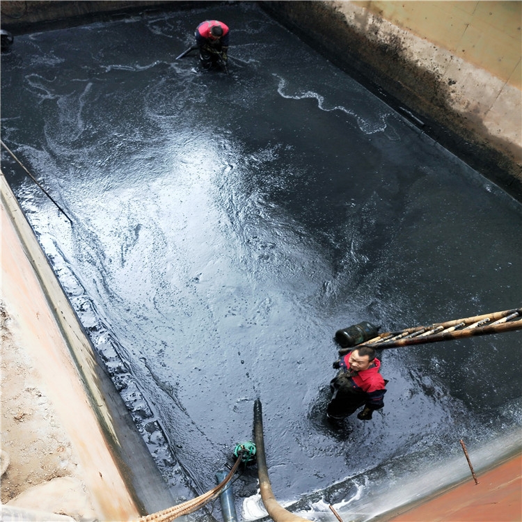 信丰废水池清理