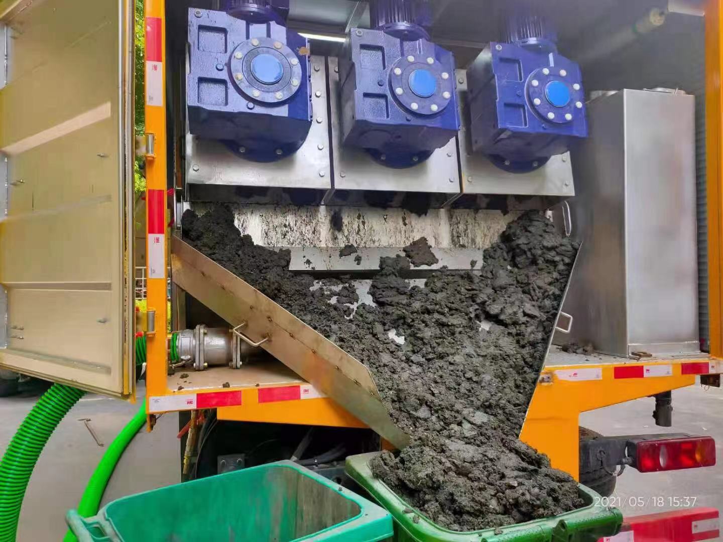信丰化粪池清掏城市维护站-泥浆净化干湿分离处理